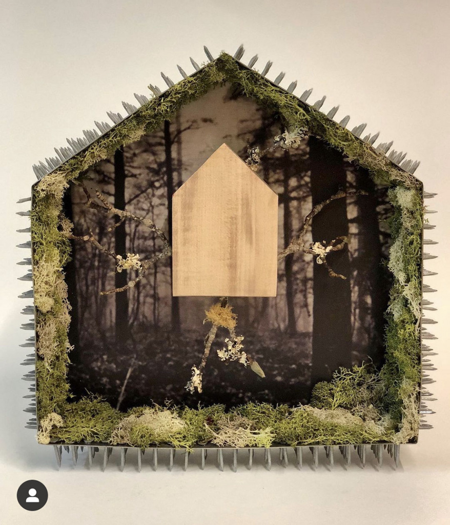 EL LUGAR DE LA MEMORIA Impresión digital sobre plancha de aluminio acero y ensamblaje 58x50 cm / THE PLACE OF MEMORY Digital print on aluminum steel plate and assembly 58x50 cm