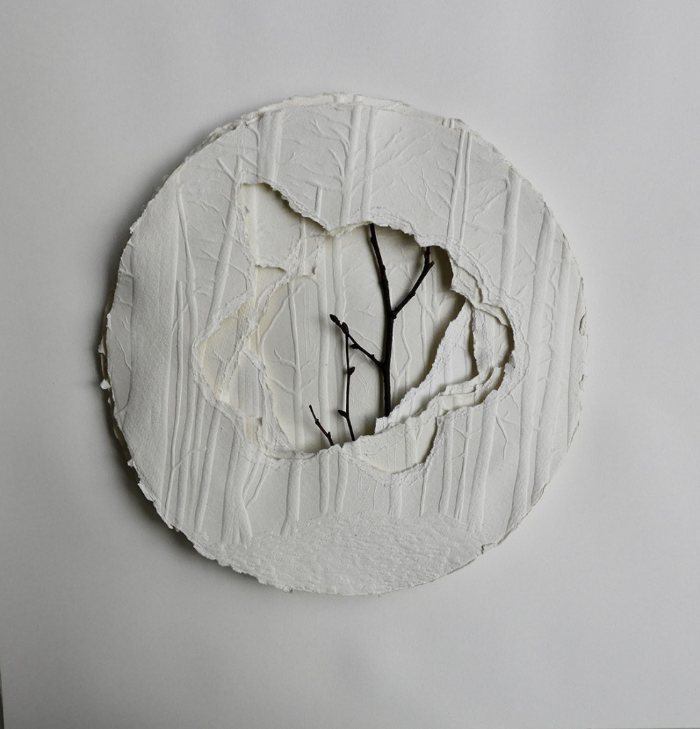 Grabados gofrados superpuestos intervenidos 30x30 cm / Superimposed embossed engravings intervened 30x30 cm